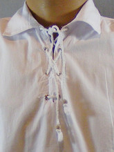 chemise blanche à lacet